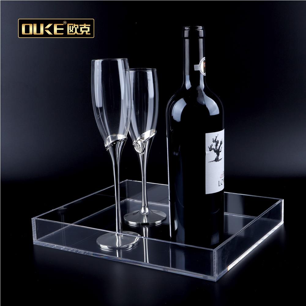 clear acrylic tray