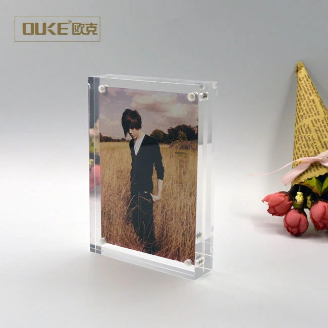 2018 Economic Magnetic Acrylic Photo Frame 5*7''
