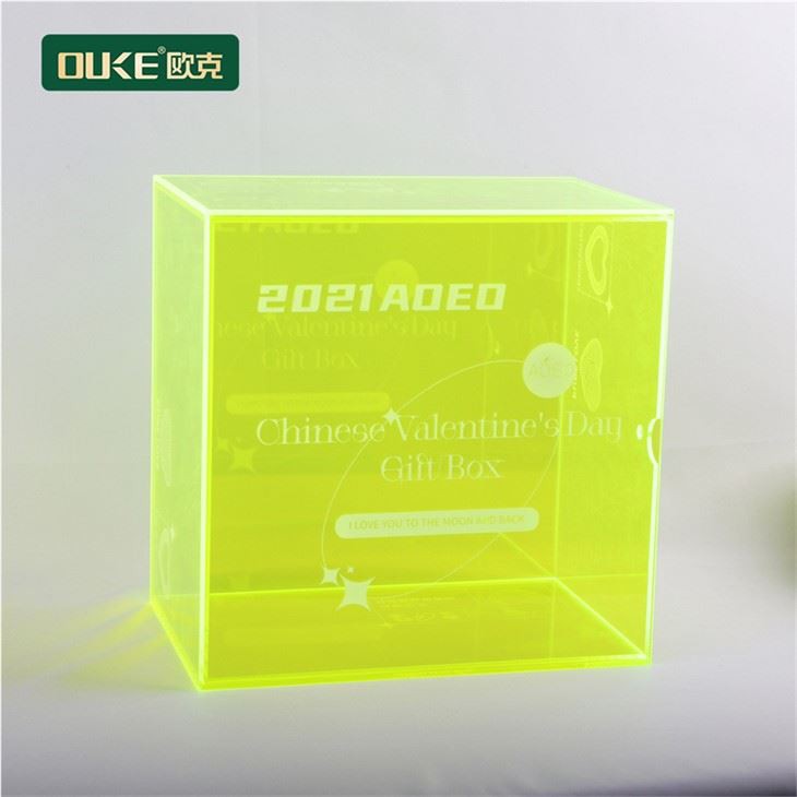 Custom Fabricate Acrylic Light Green Box